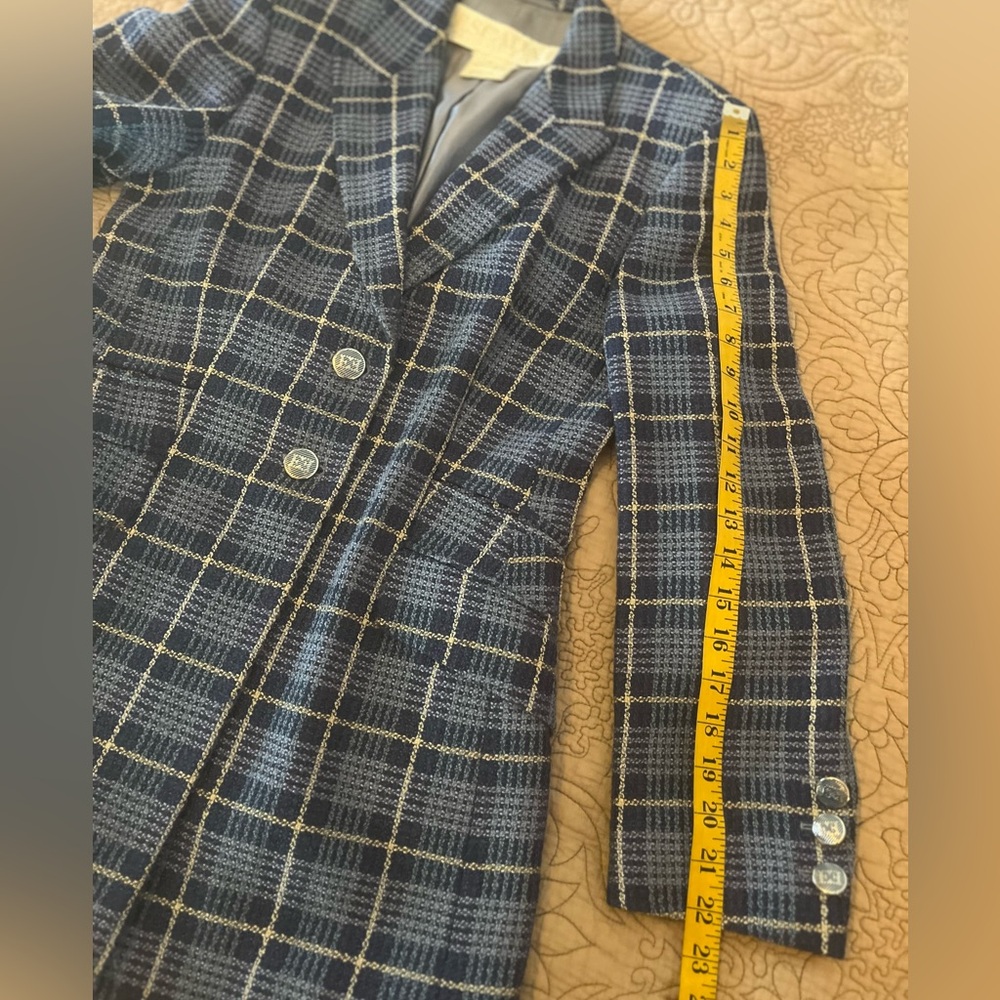 Escada Vintage 1980’s Blue Plaid Blazer Double E Logo Buttons, Size 36 - Picture 13 of 15